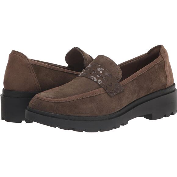Clarks Women's Calla Ease Loafer Flat - Dark Olive Suede, Size 7W Shoes - Picture 7 of 8